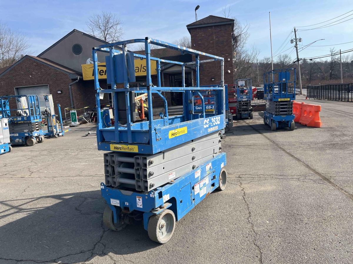 2018 Genie GS-2632
