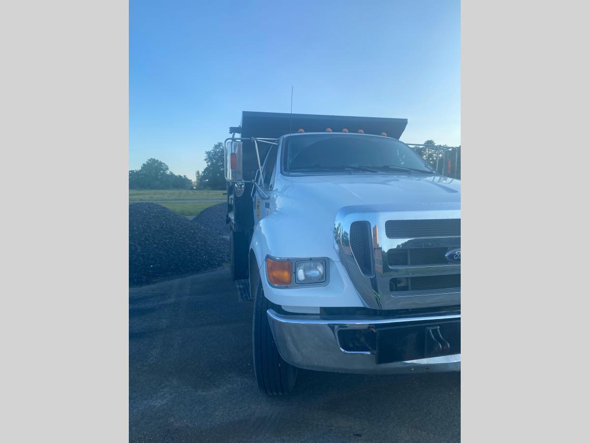 2015 Ford F750