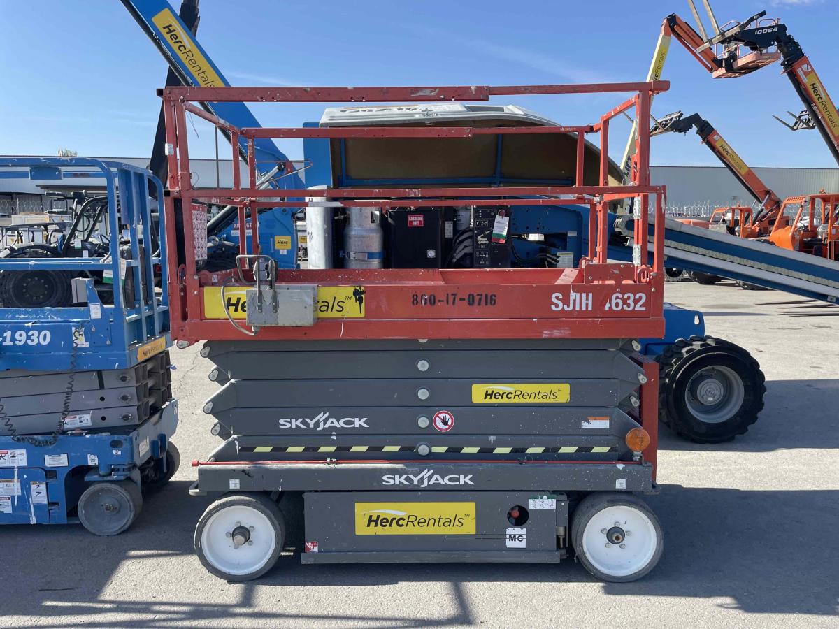 2017 Skyjack SJ4632