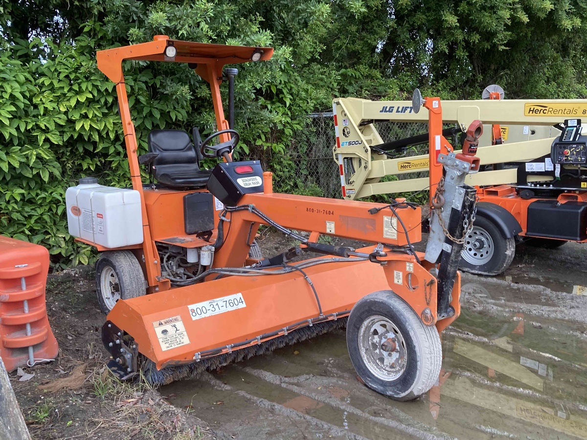 2021 LayMor SM300-2