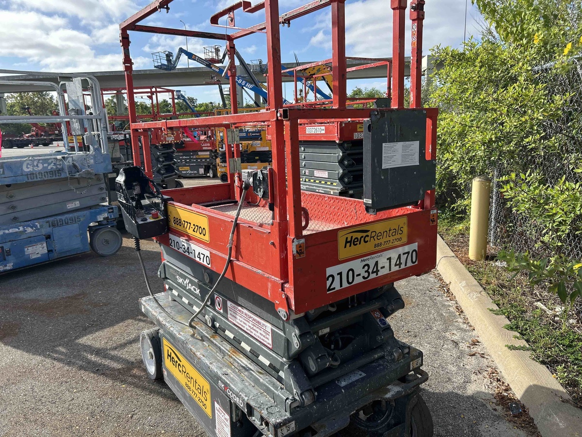 2021 Skyjack SJ3219-3