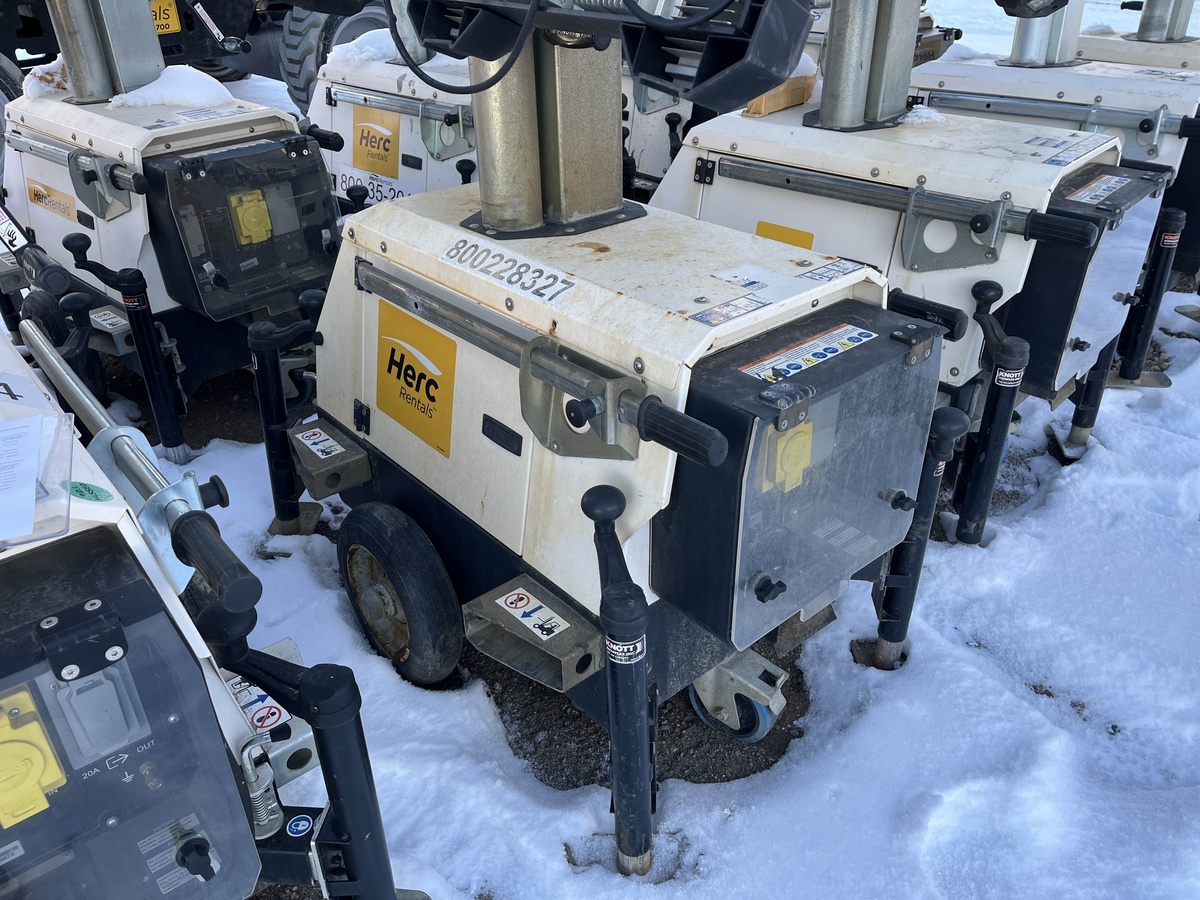 2018 Magnum PLT240-1