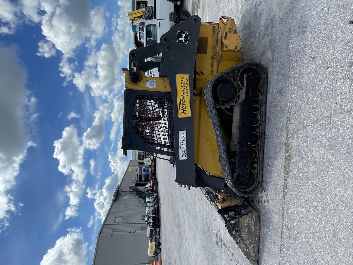 2019 John Deere 325G