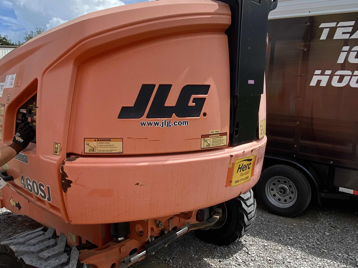 2017 JLG 460SJ-7
