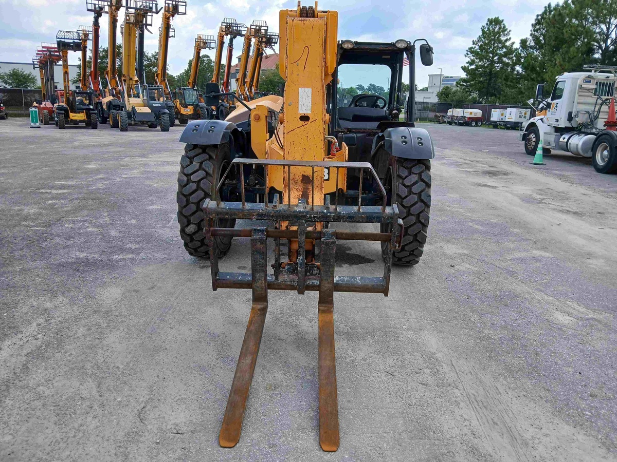 2018 JCB 507-42-4