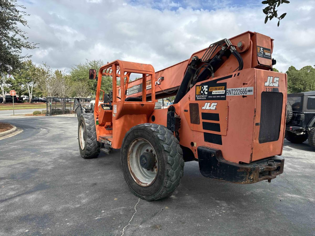 2017 SkyTrak 10054