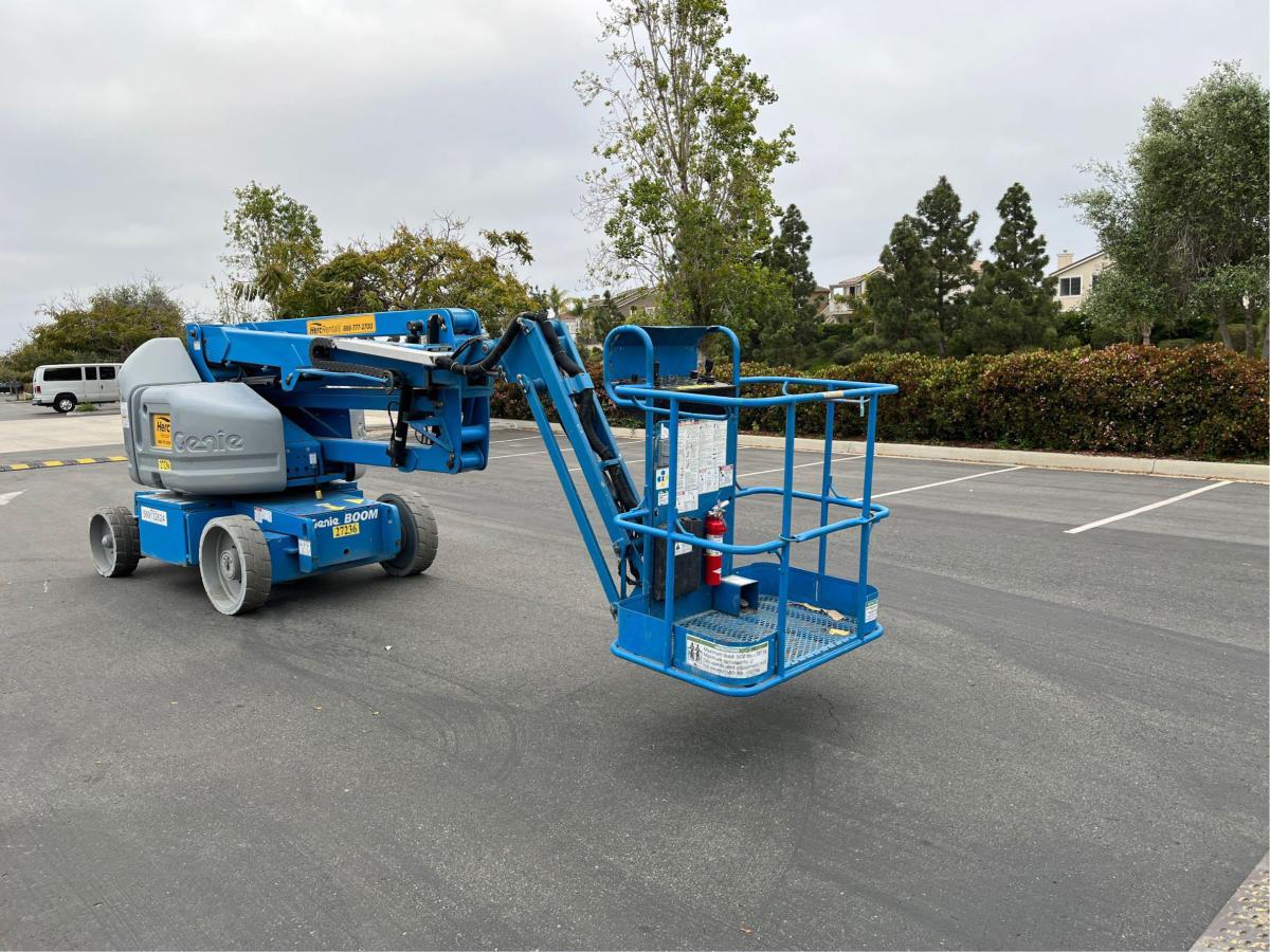 2015 Genie Z-40/23 N