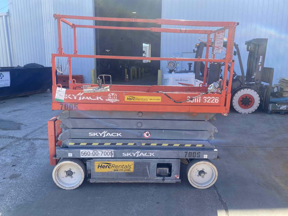 2015 Skyjack SJ3226