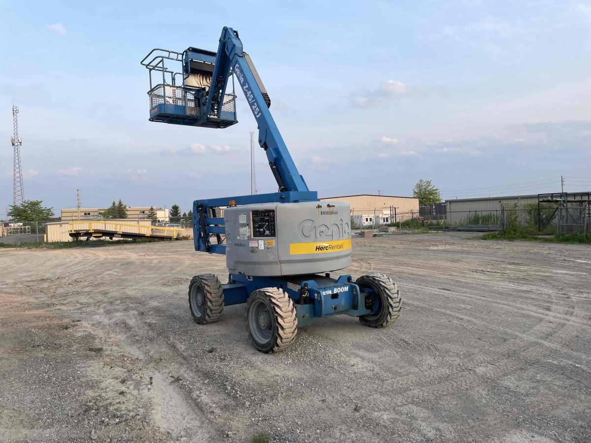 2014 Genie Z-45/25 RT