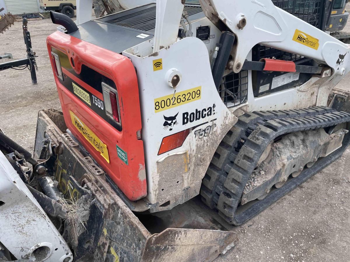 2019 Bobcat T590