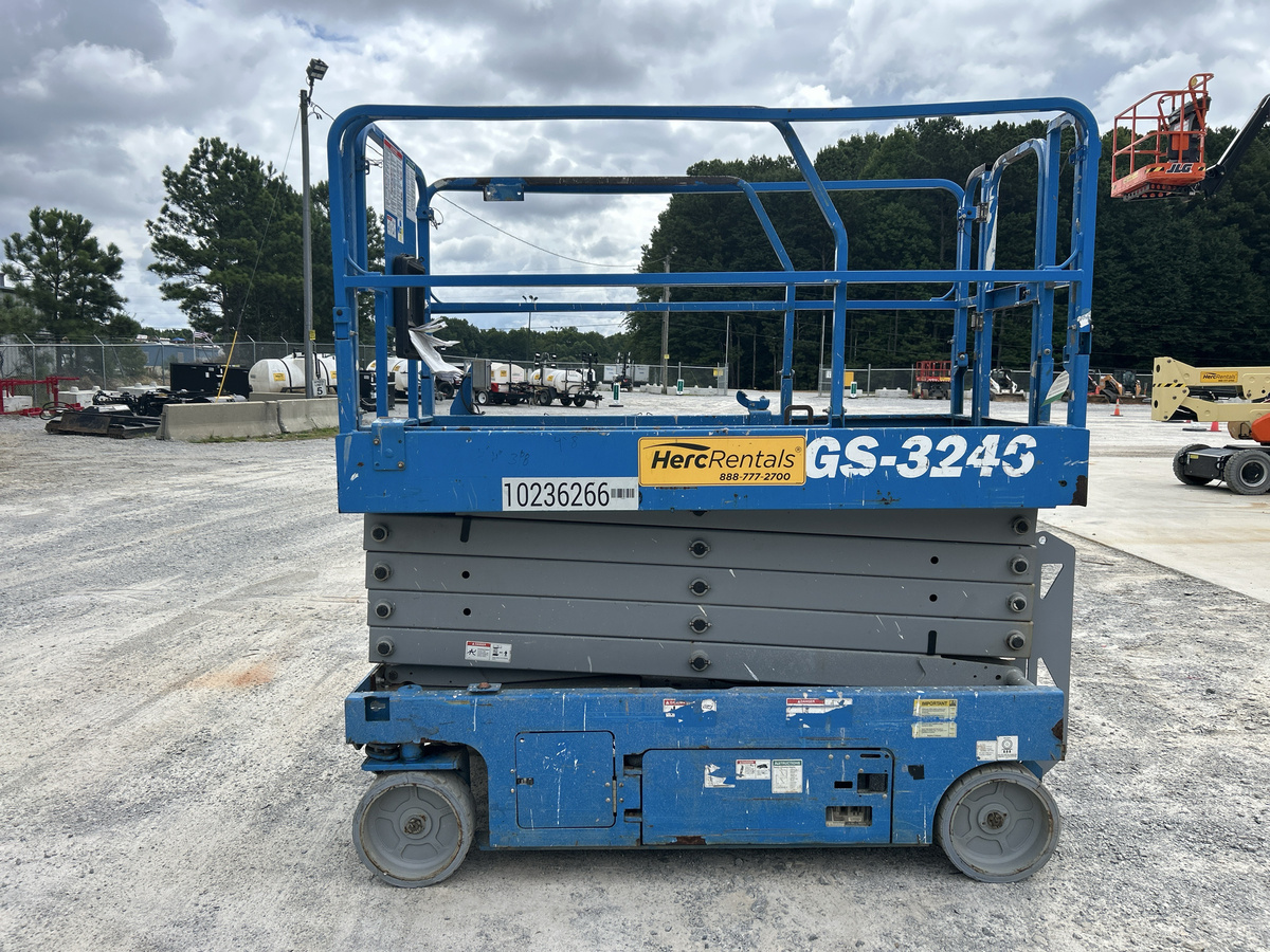 2018 Genie GS-3246-2