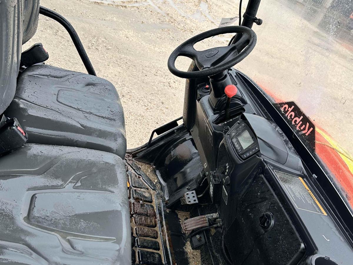 2018 Kubota RTVX900