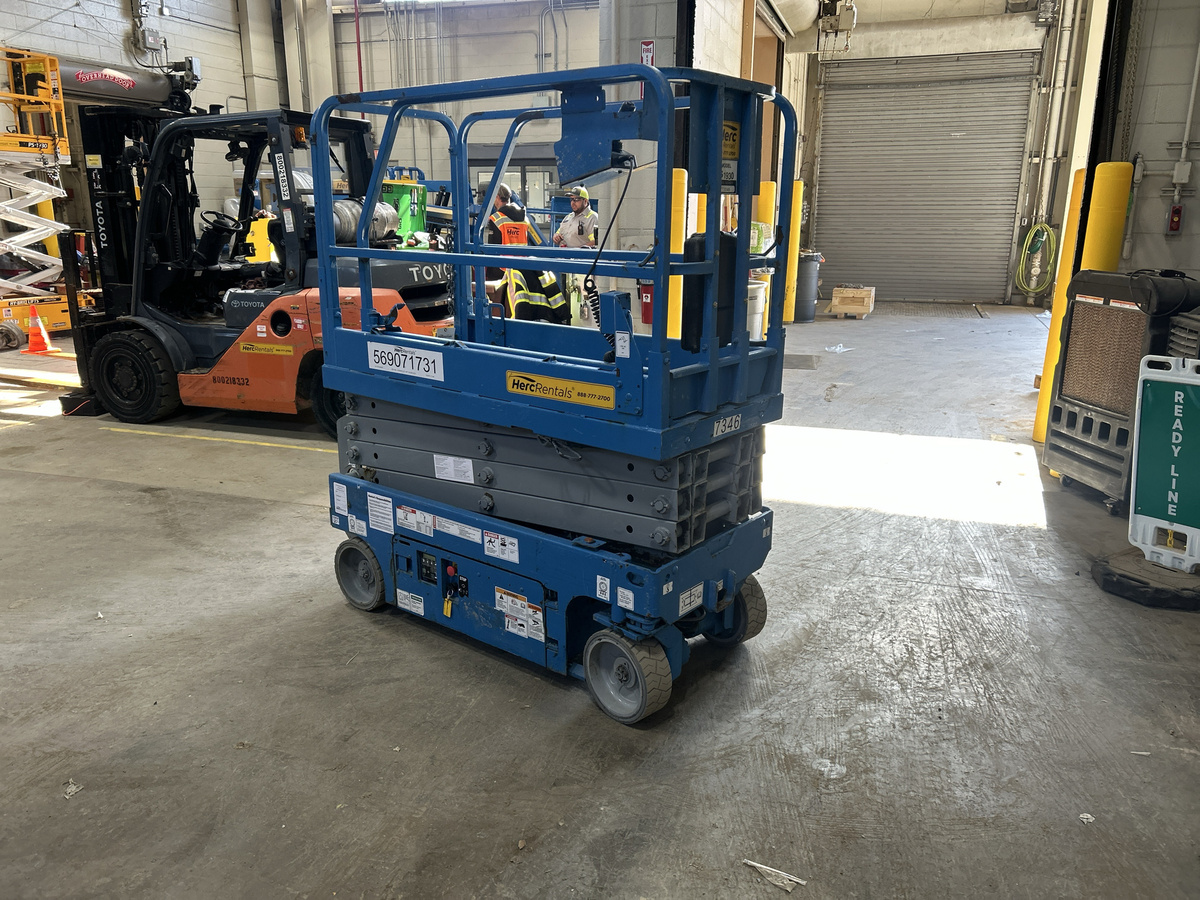 2018 Genie GS-1930-4