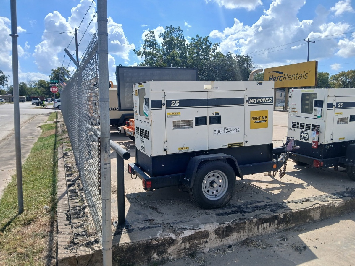 2017 Multiquip DCA25SSIU4F-4