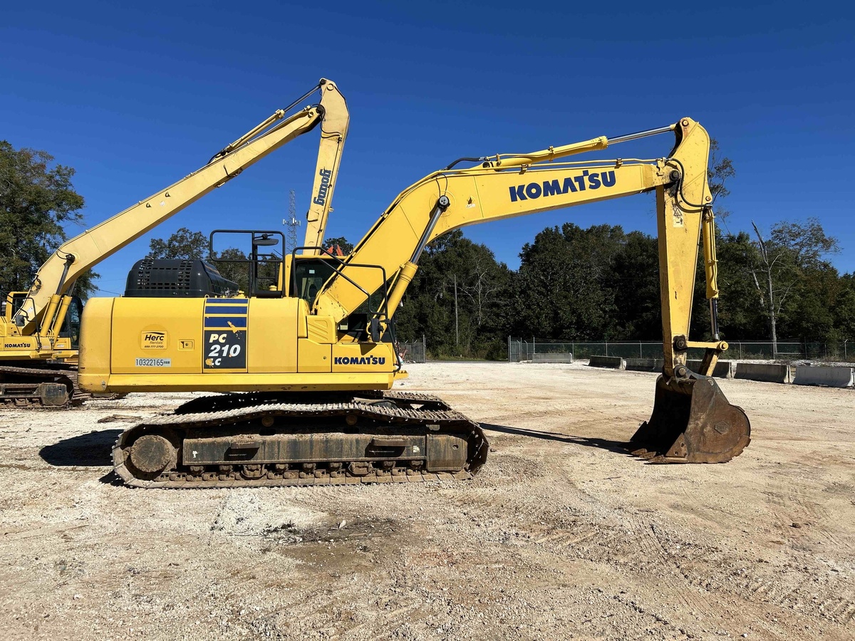 2021 Komatsu PC210LC-11-2