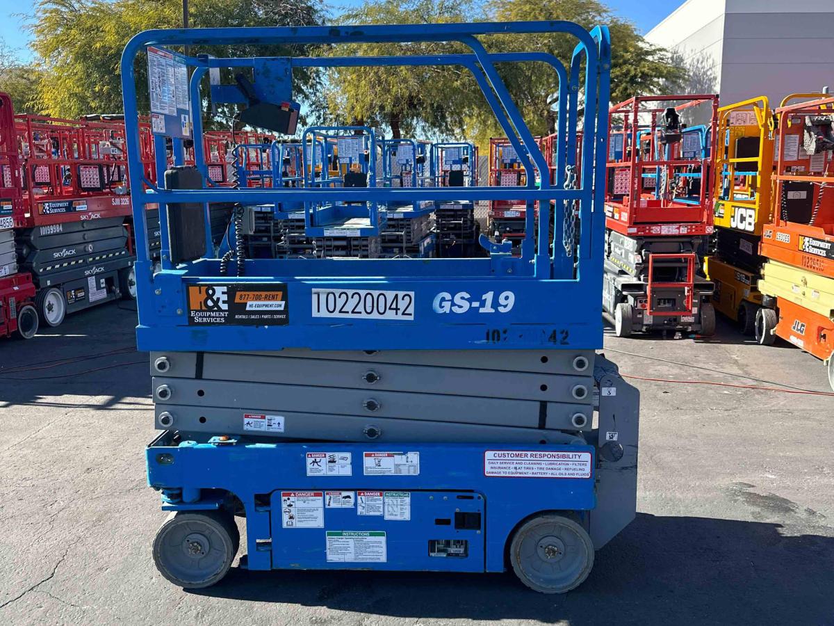 2017 Genie GS-1930