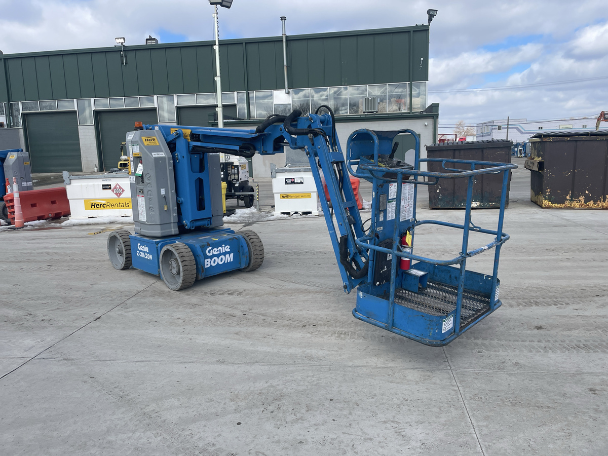 2016 Genie Z-30/20N RJ-4