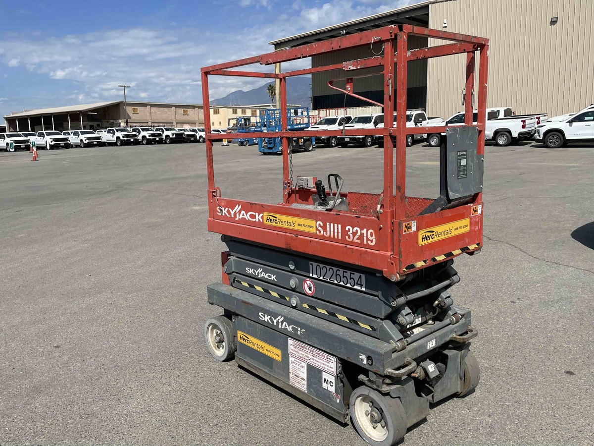 2017 Skyjack SJ3219-3