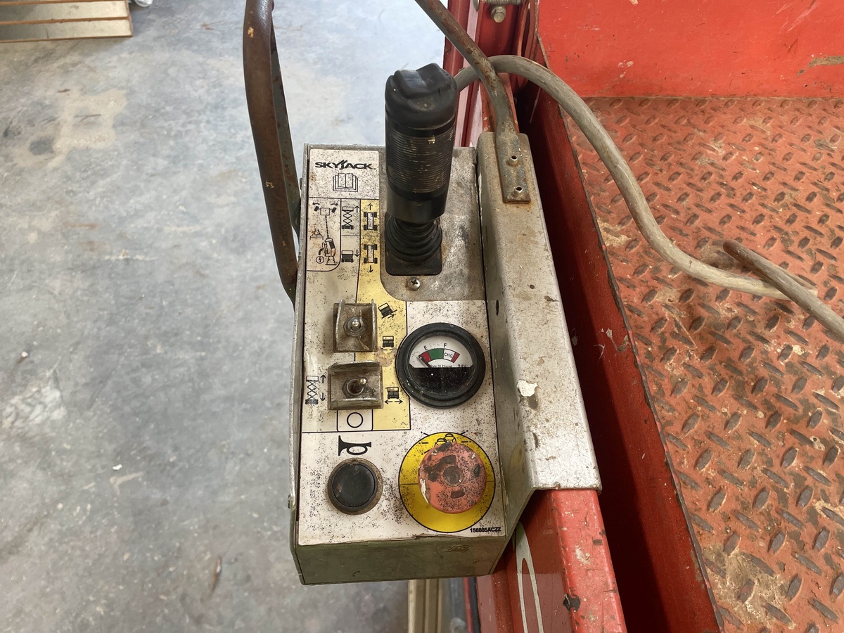 2016 Skyjack SJ4632-7