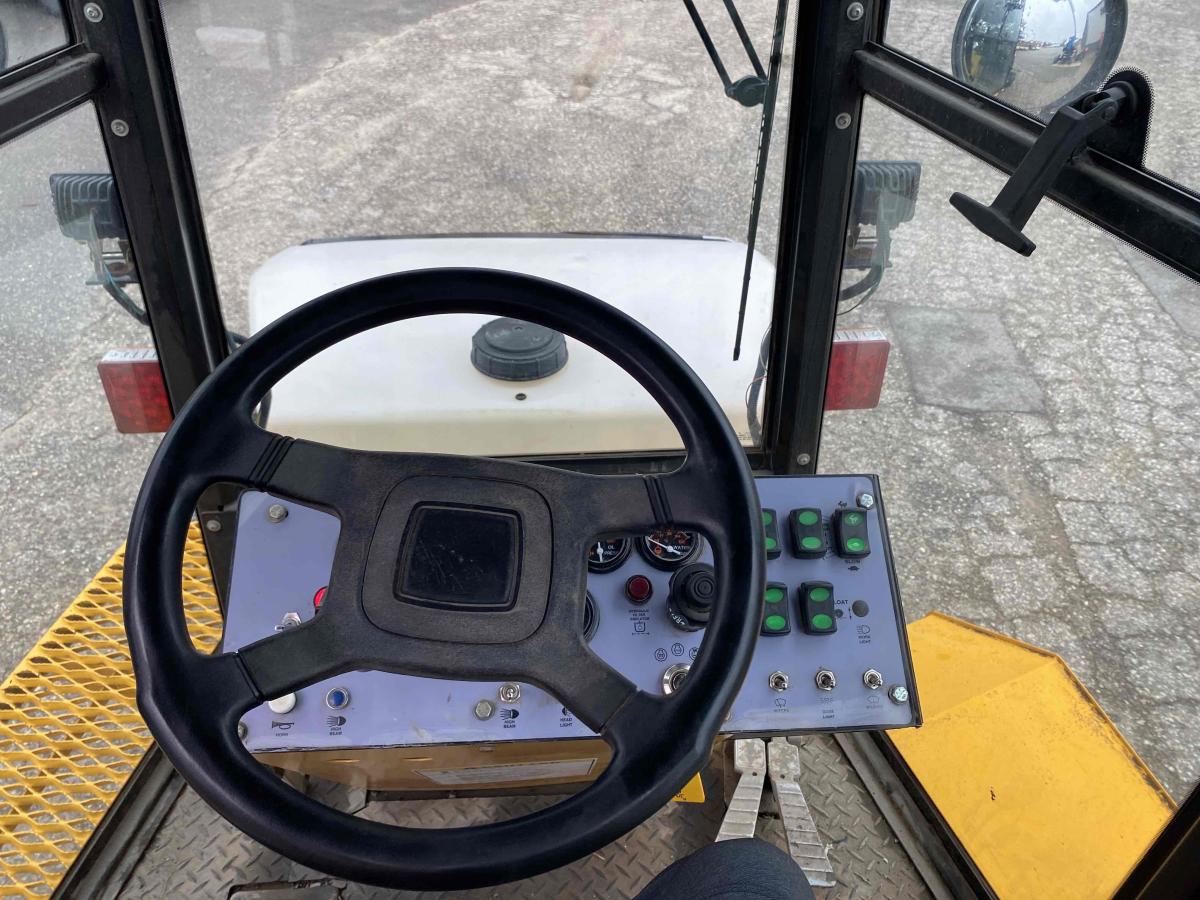 2018 LayMor SweepMaster 450-ST