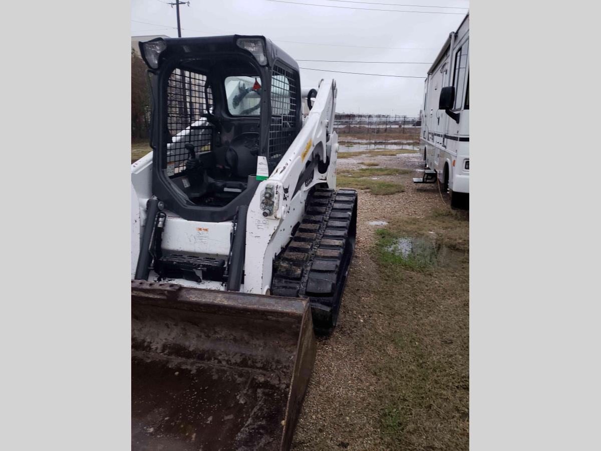 2020 Bobcat T740