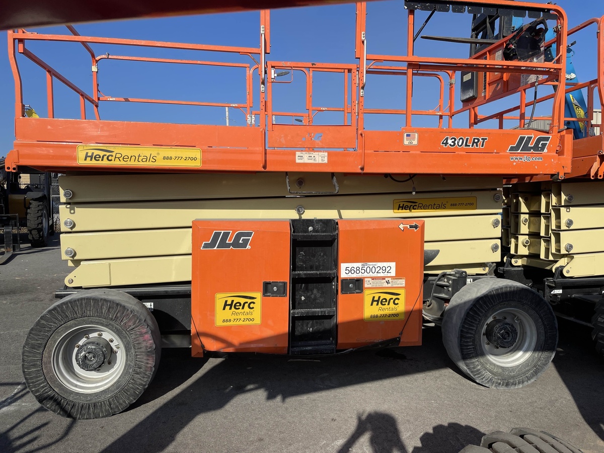 2018 JLG 430LRT-3