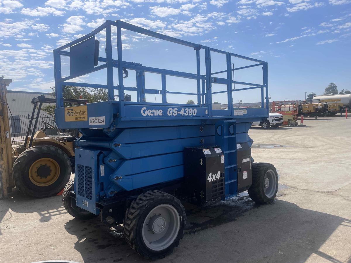 2016 Genie GS-4390 RT