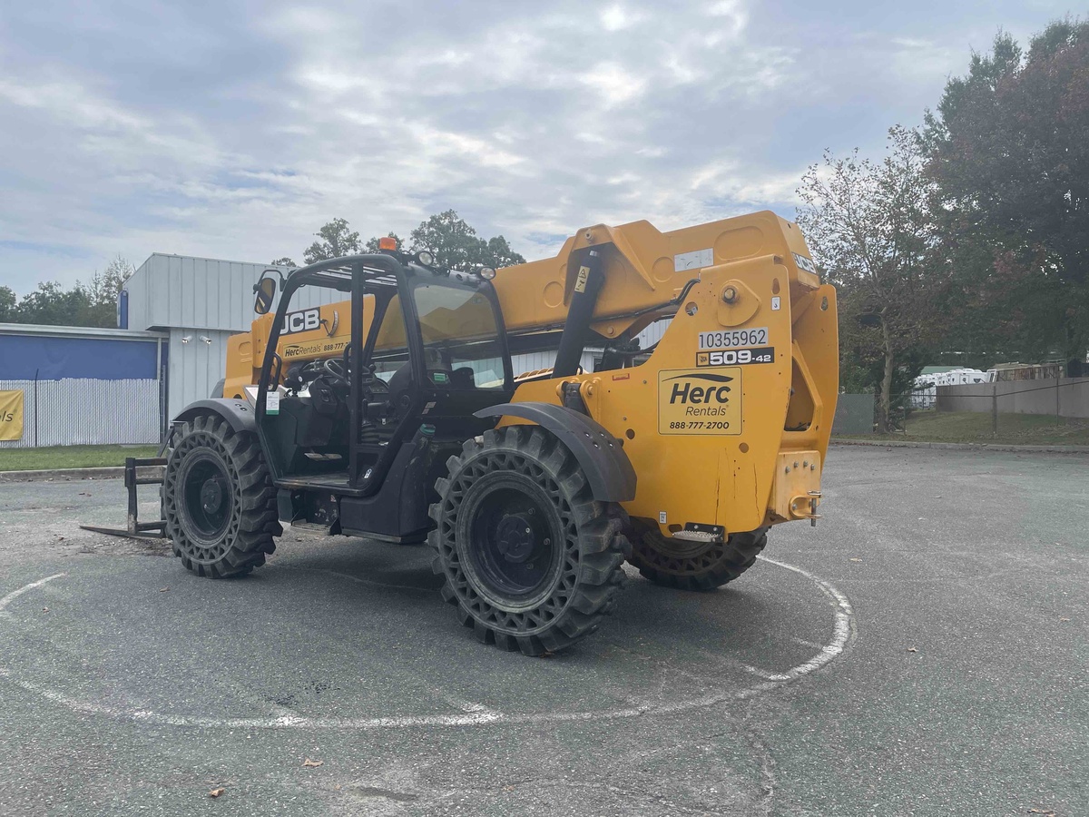2022 JCB 509-42-3