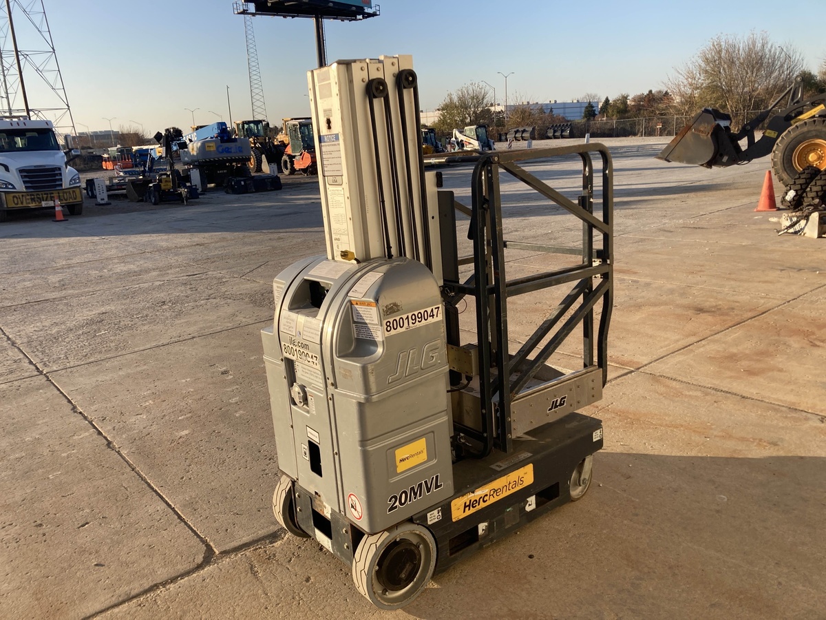 2018 JLG 20MVL-4