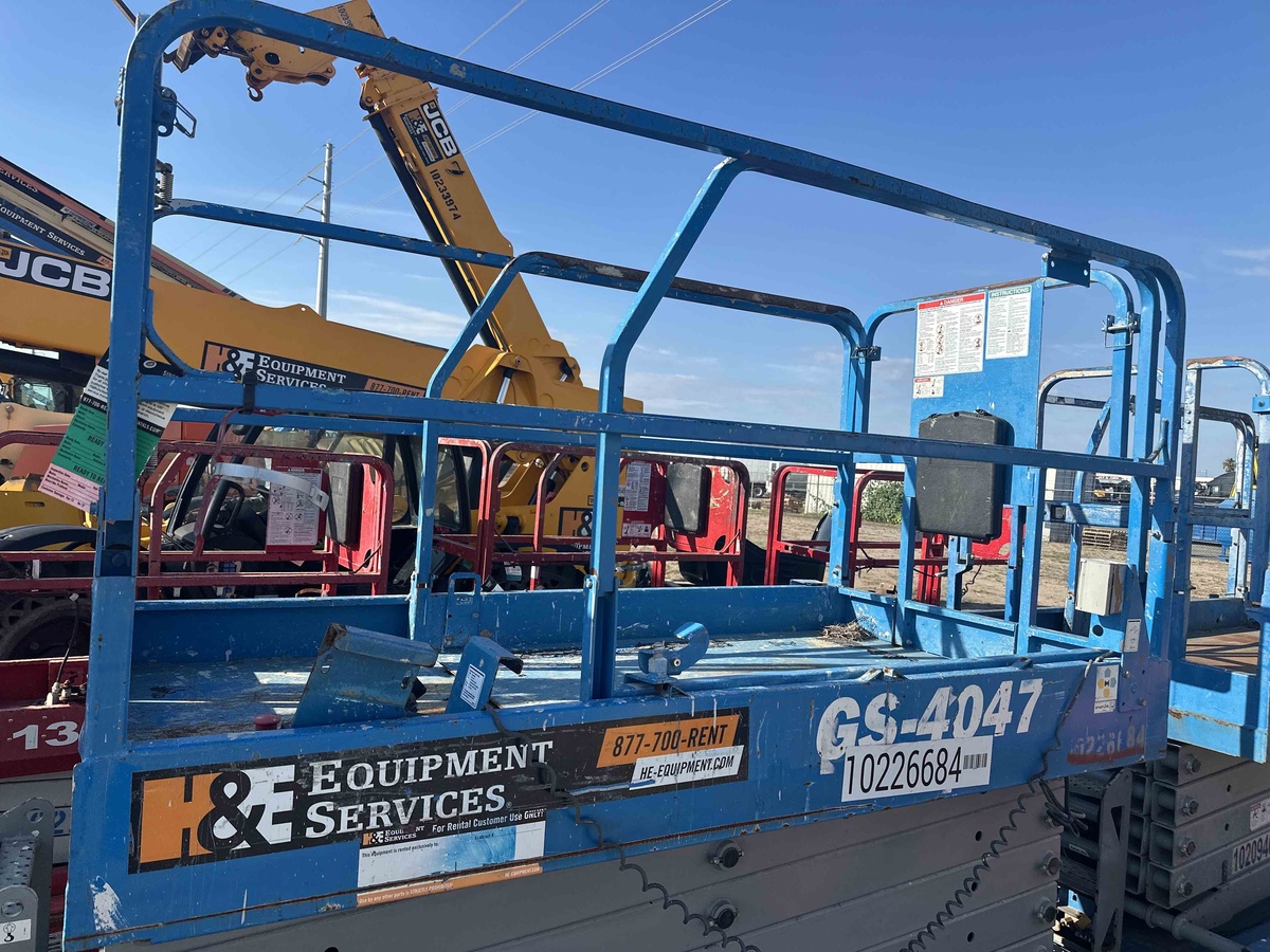 2017 Genie GS-4047-5