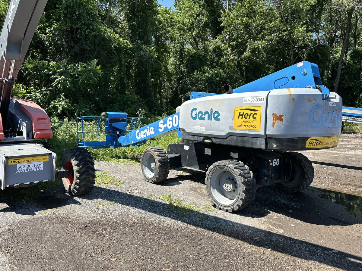 2017 Genie S-60X