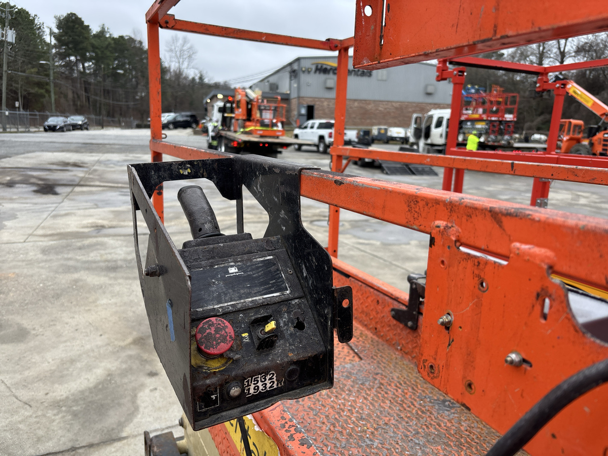 2018 JLG 1932R-7