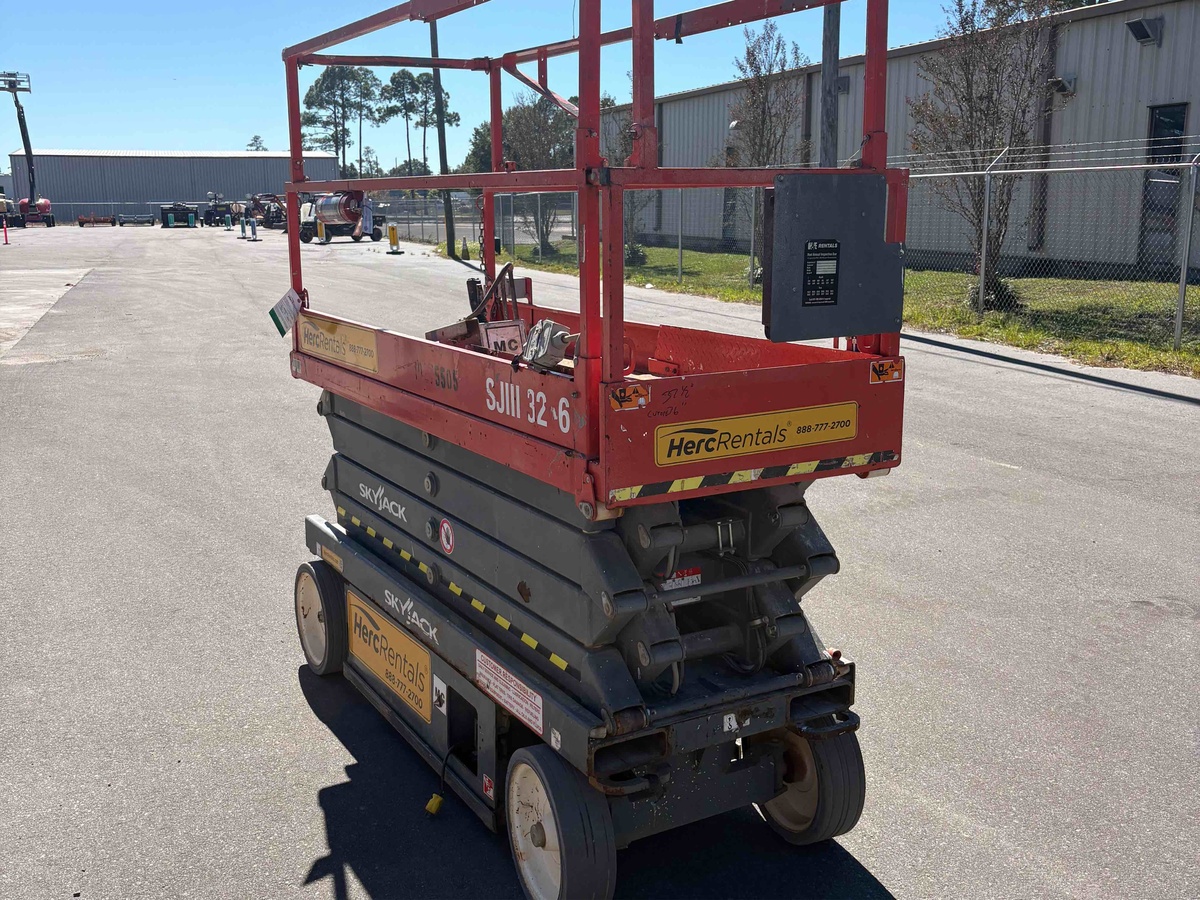 2019 Skyjack SJ3226-4