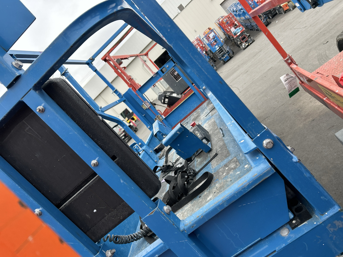 2017 Genie GS-2632-5