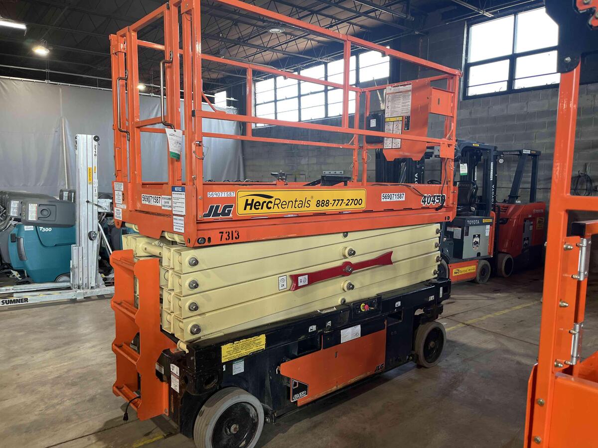 2018 JLG 4045R-5