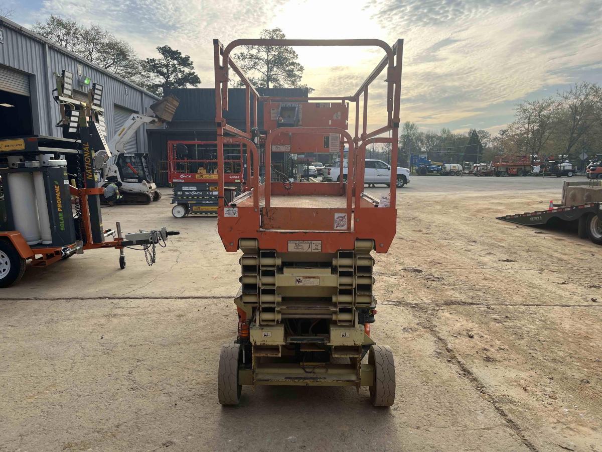 2018 JLG 2646ES