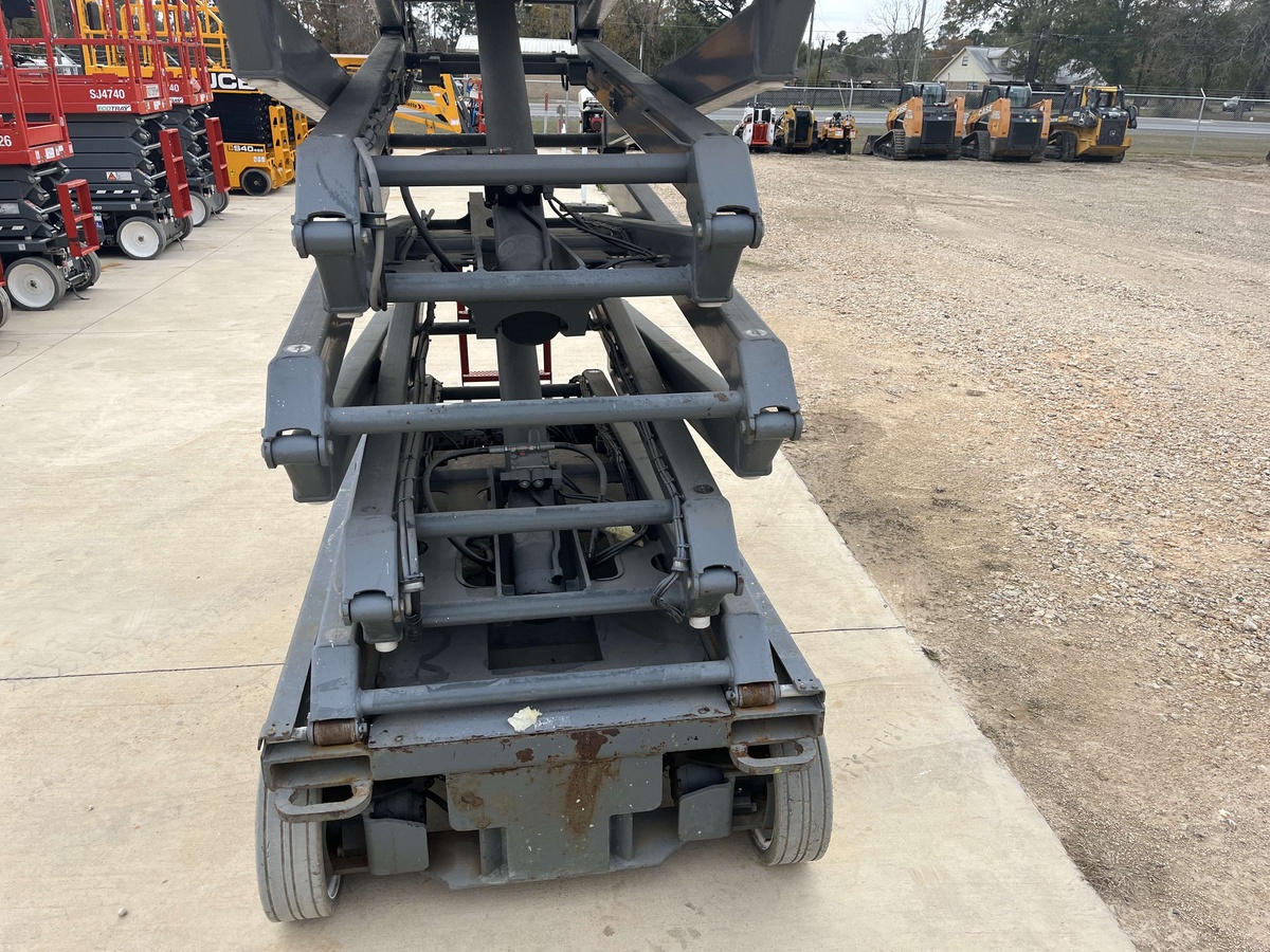 2019 Skyjack SJ4740-8