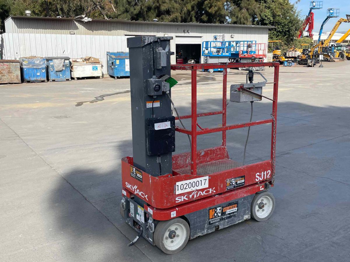 2016 Skyjack SJ12