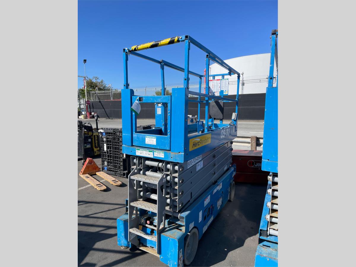 2016 Genie GS-3232-1