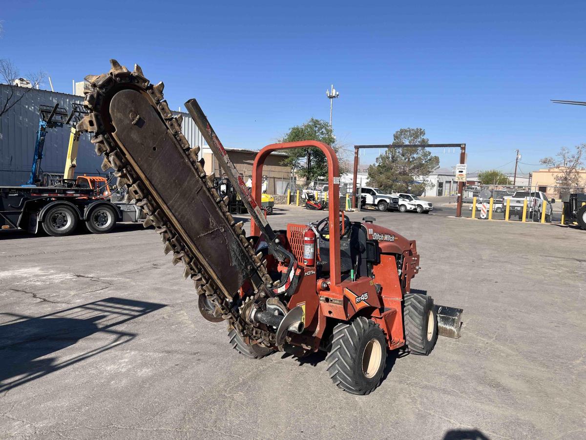 2018 Ditch Witch RT45