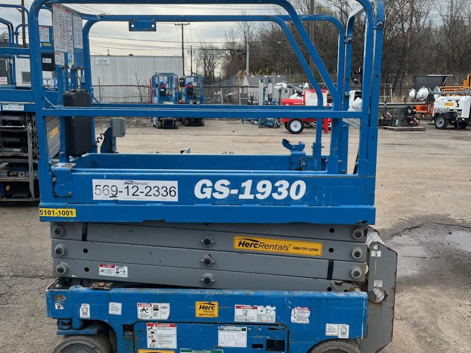 2018 Genie GS-1930
