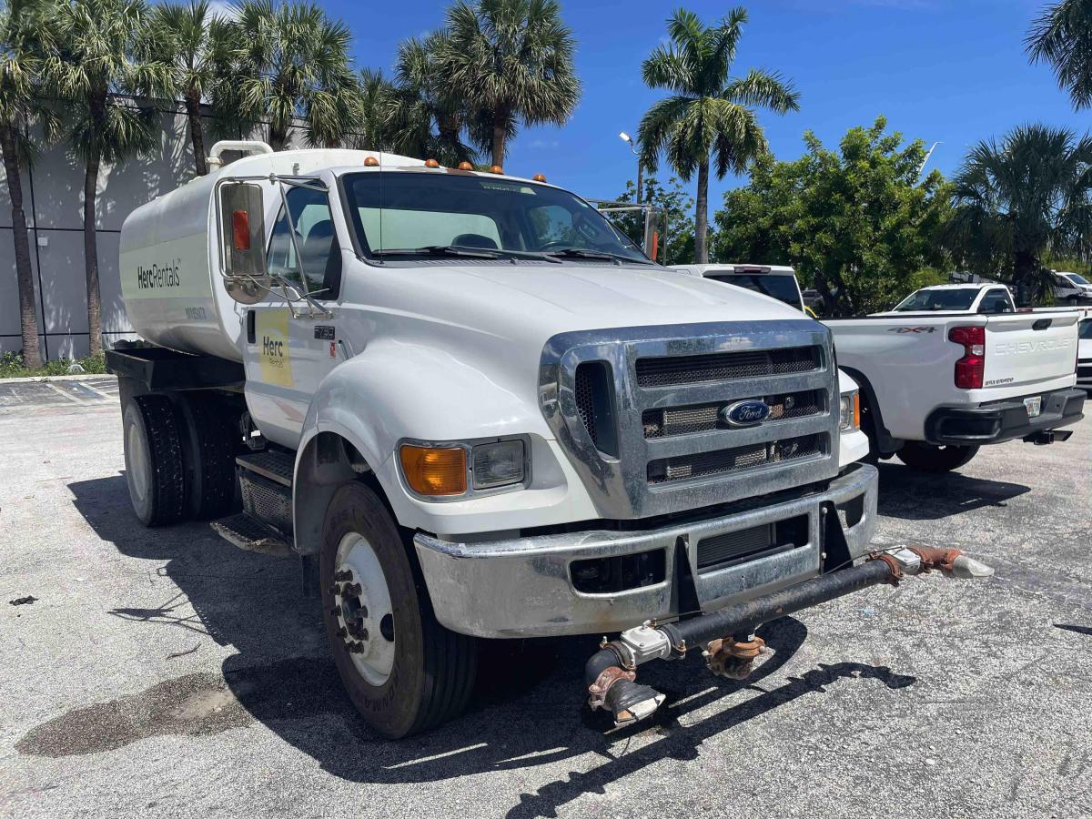 2015 Ford F750