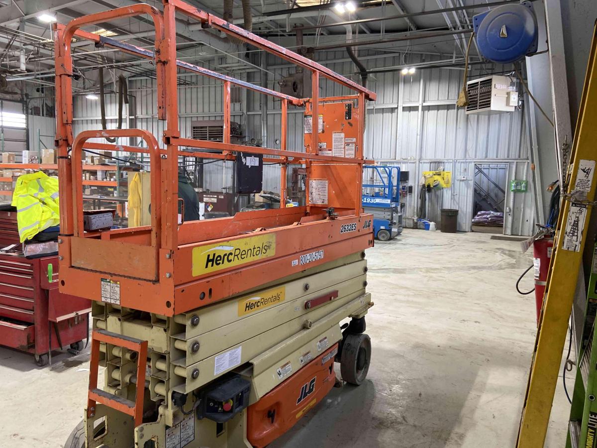 2018 JLG 2632ES