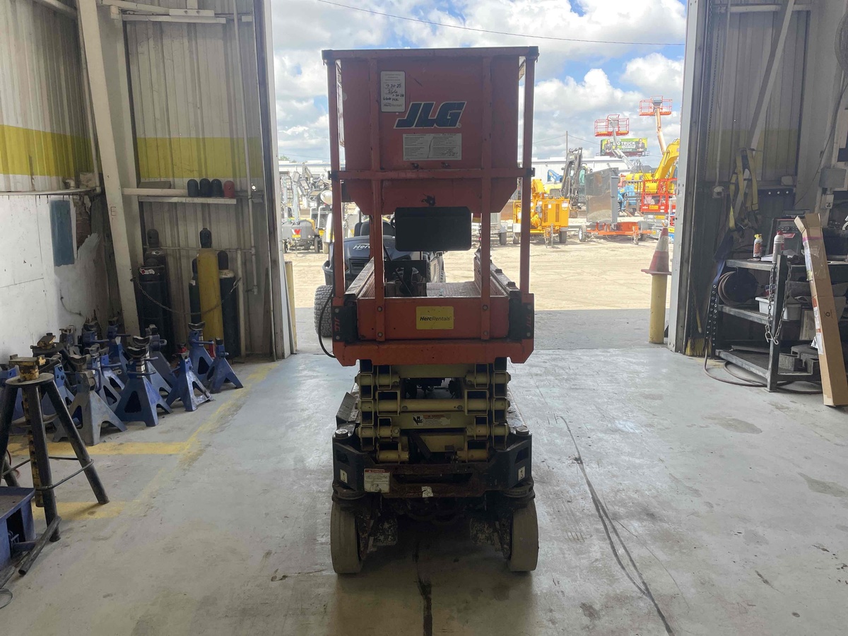 2018 JLG 1932R-5