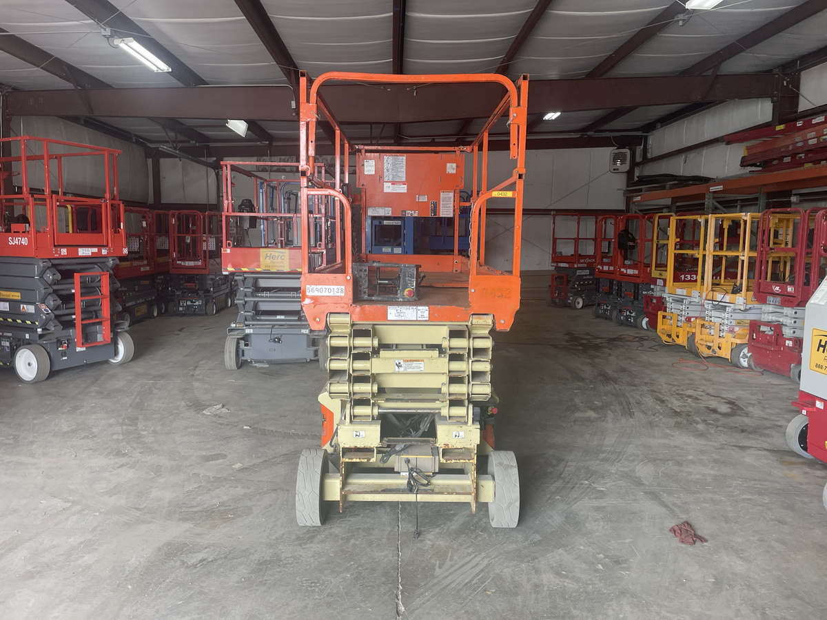 2019 JLG 2646ES-2