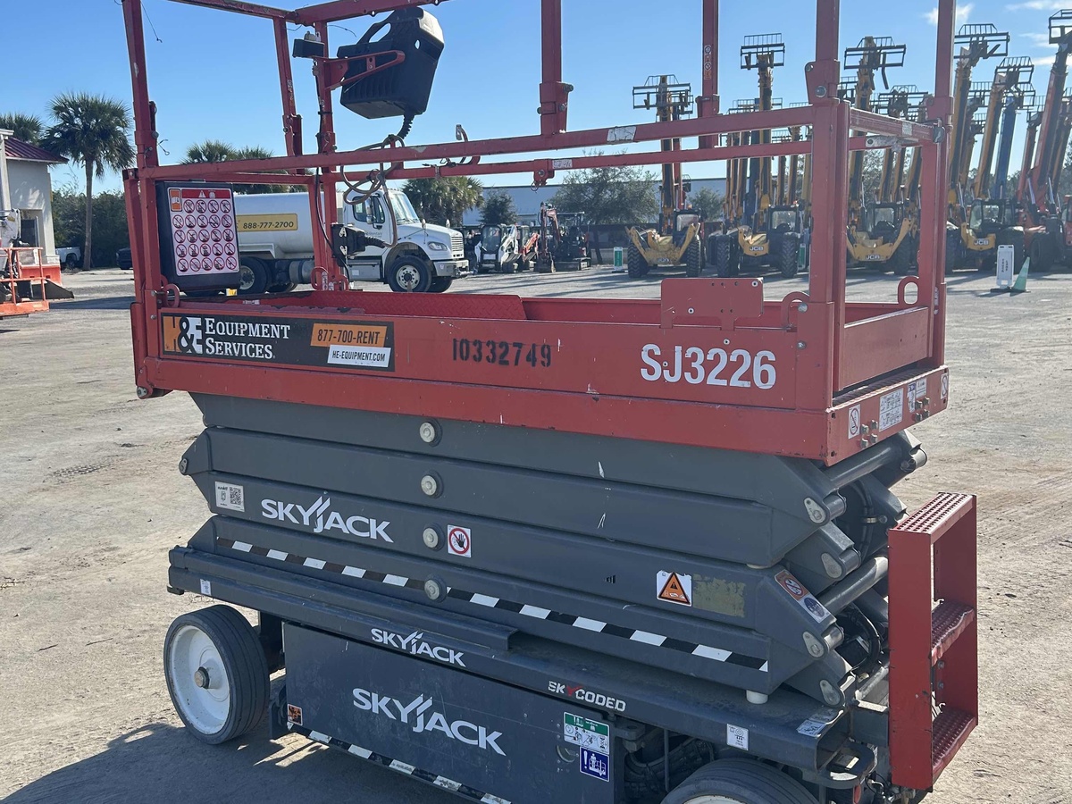 2021 Skyjack SJ3226-2