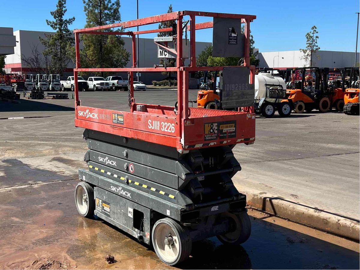 2016 Skyjack SJ3226