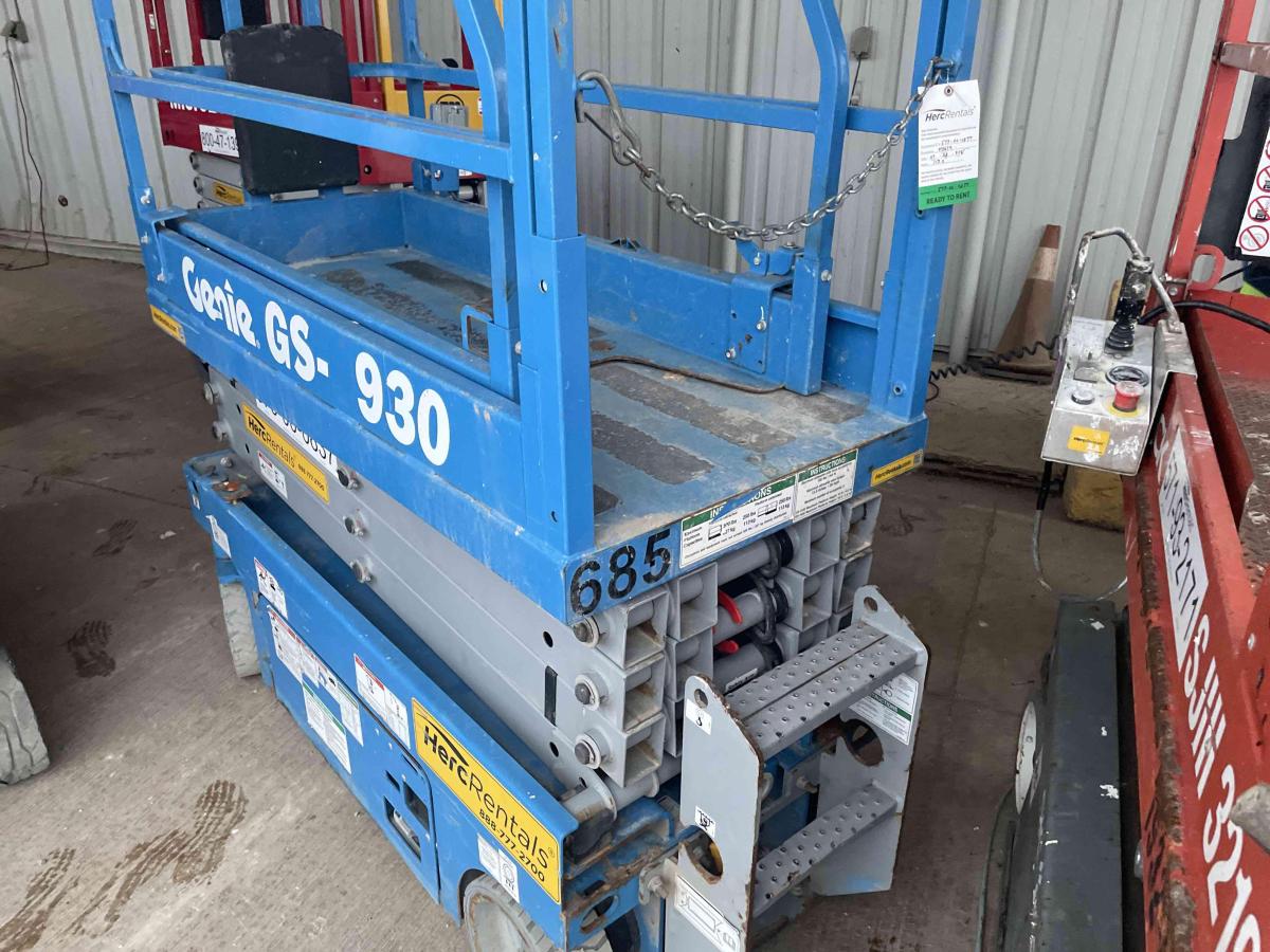 2018 Genie GS-1930-4
