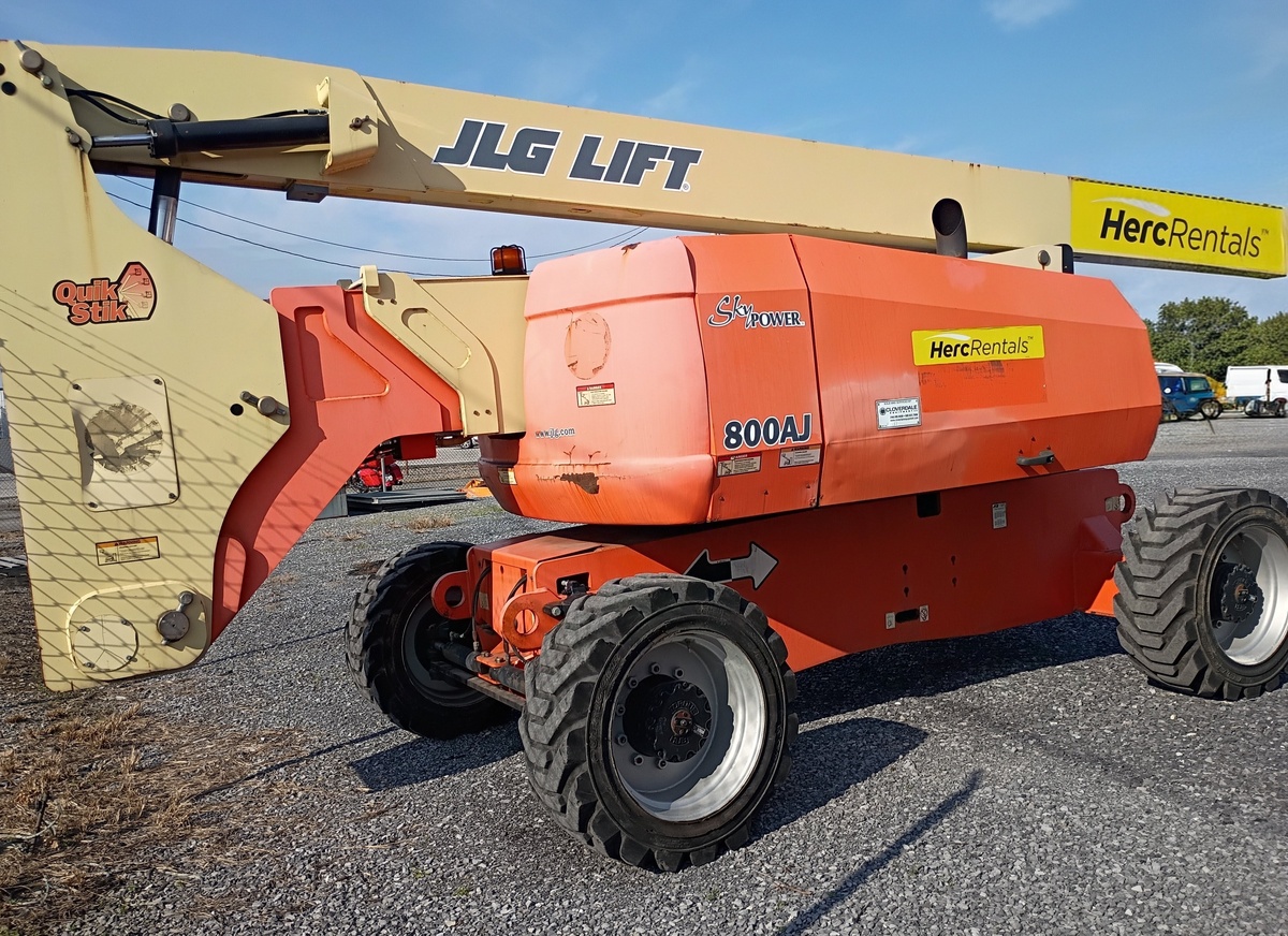 2015 JLG 800AJ-3