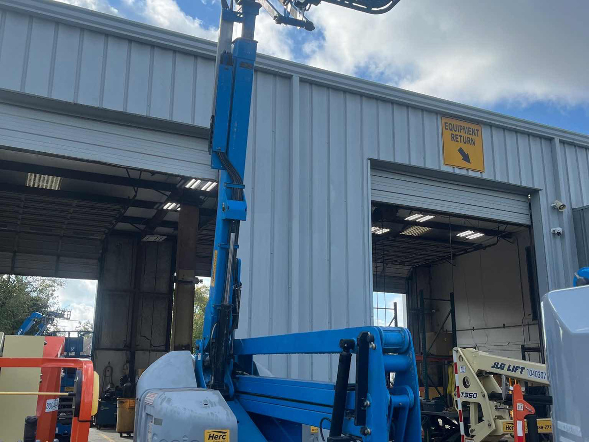 2013 Genie Z-40/23 N RJ-4